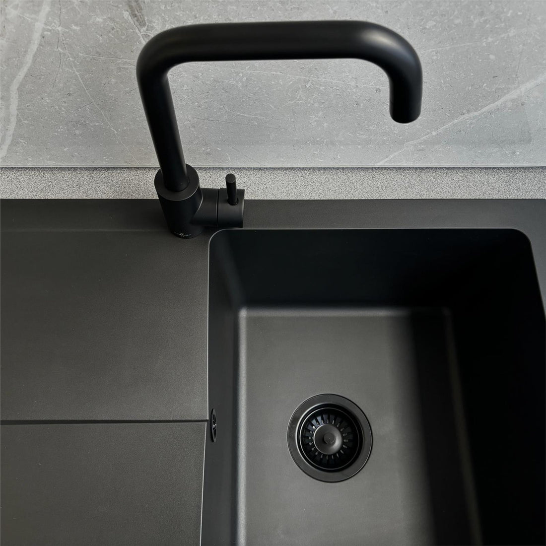 Liquida TEC860BL 1.0 Bowl Composite Reversible Black Kitchen Sink And Waste Kit