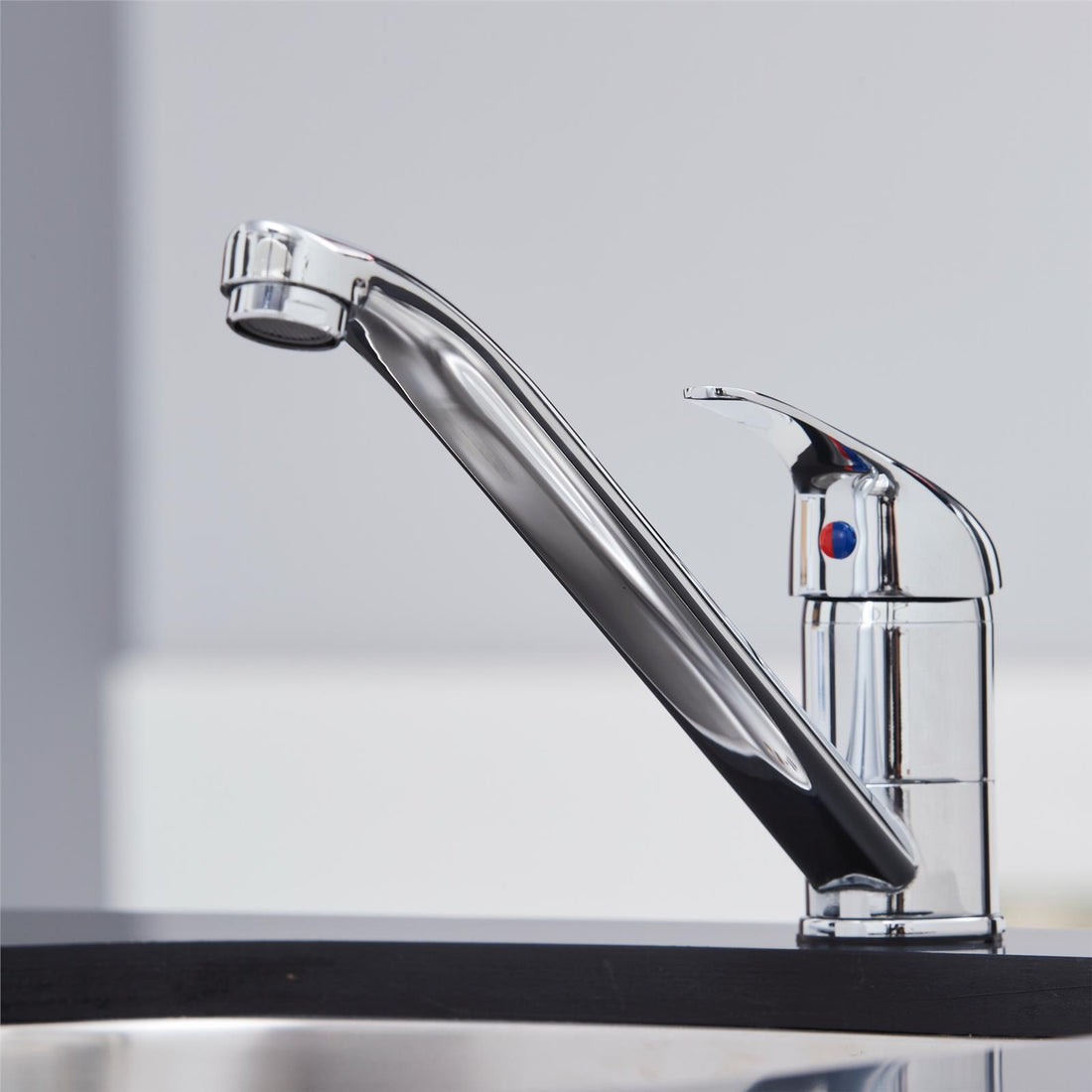 Liquida W01CH 360 Degree Swivel Spout Single Lever Chrome Kitchen Mixer Tap