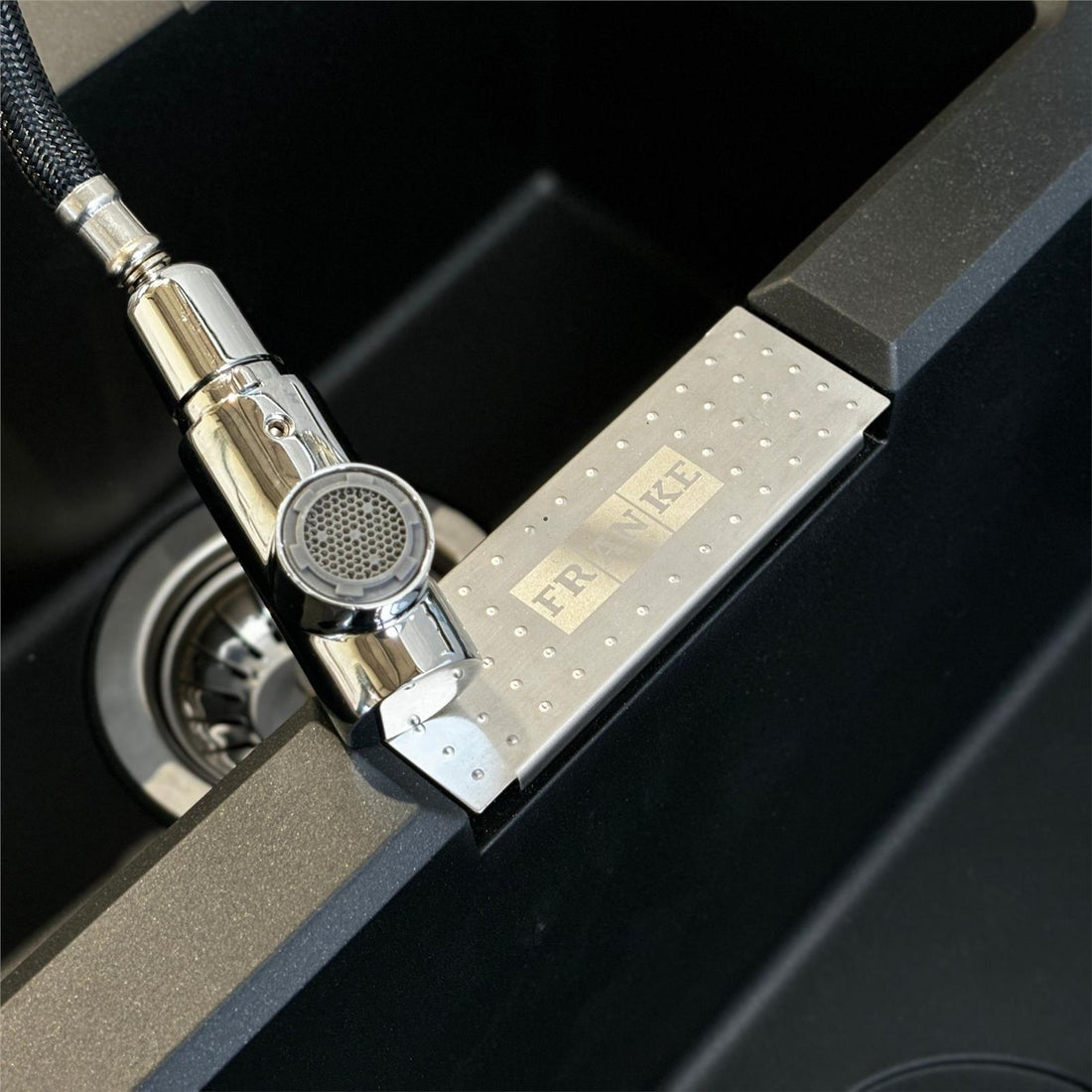 Liquida W15CH Single Lever Swivel Spout Pull Out Spray Chrome Kitchen Mixer Tap