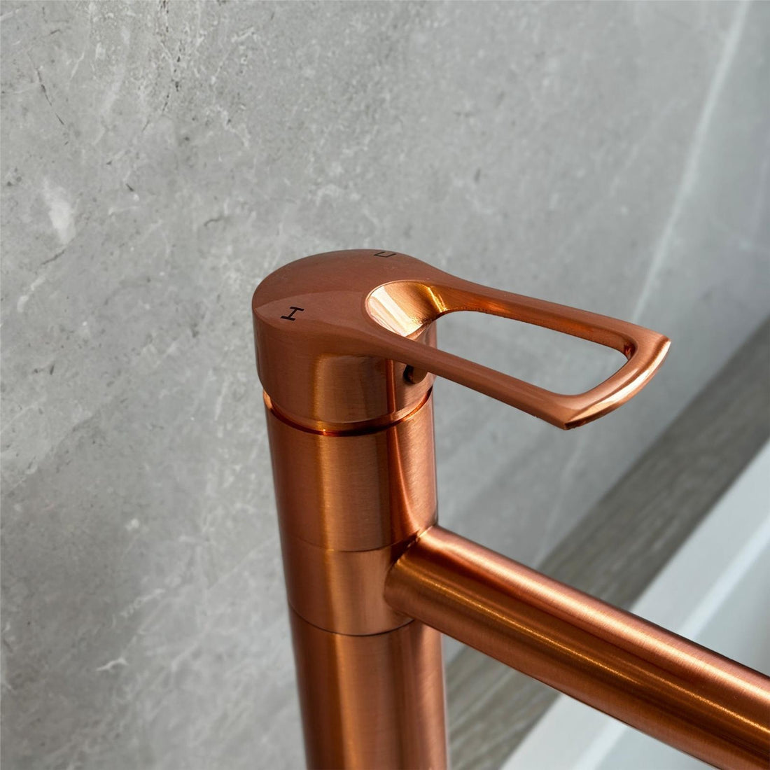 Liquida W16CP Single Lever 360 Degree Swivel Spout Copper Kitchen Tap