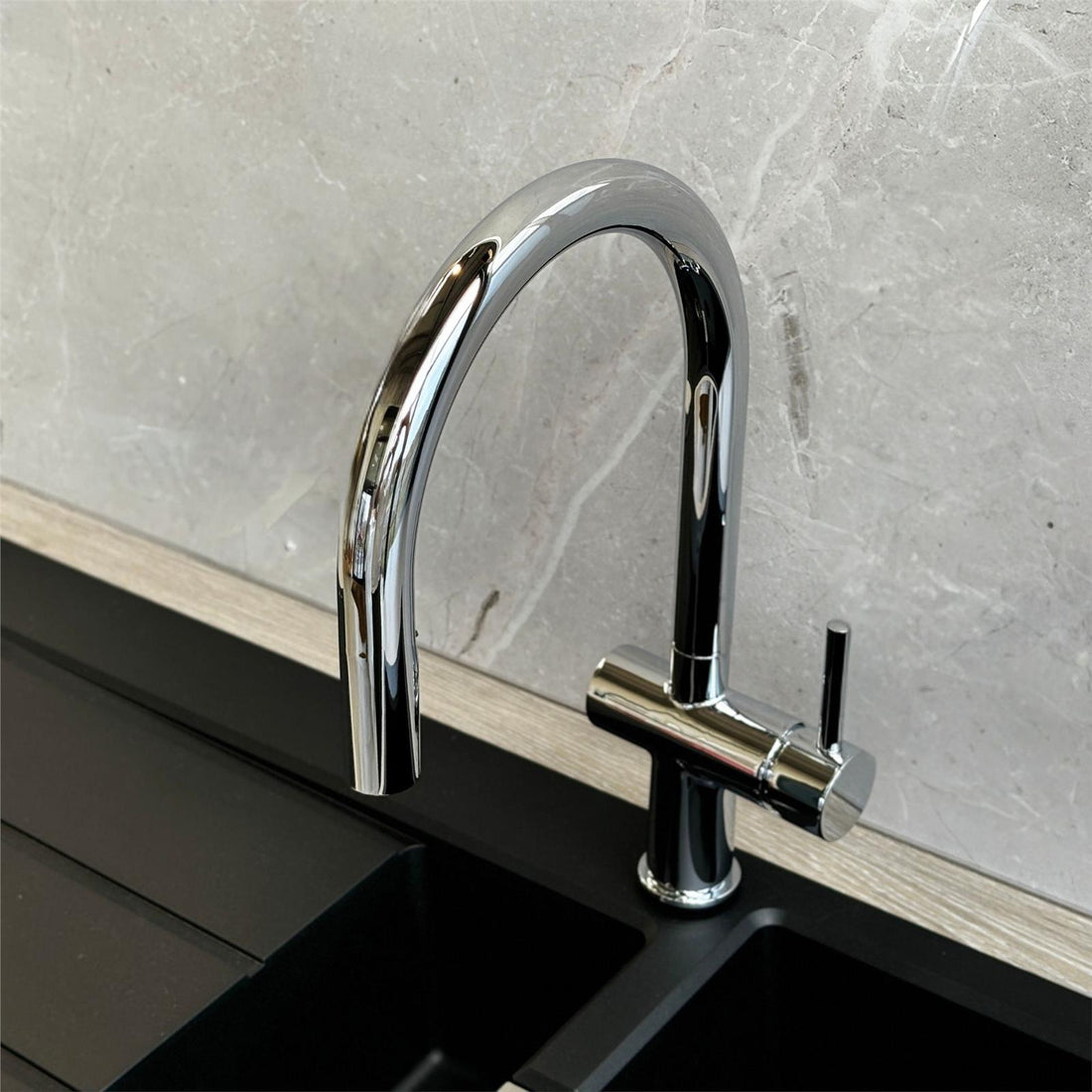 Liquida W19CH Single Lever Pull Out Head Chrome Kitchen Mixer Tap