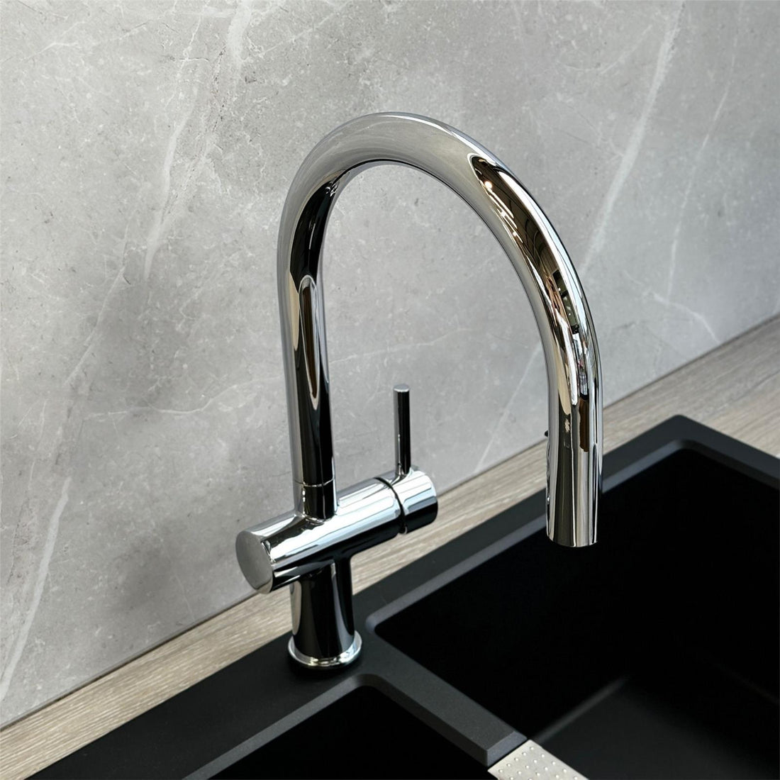 Liquida W19CH Single Lever Pull Out Head Chrome Kitchen Mixer Tap