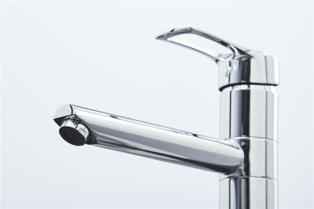 Liquida W16CH Single Lever 360 Degree Swivel Spout Chrome Kitchen Tap