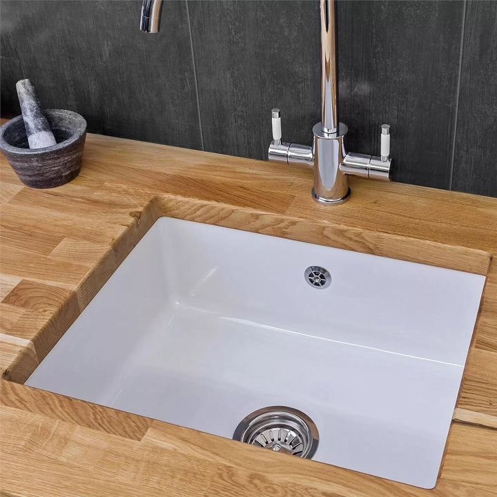 How to Remove Scratches from Ceramic Sink