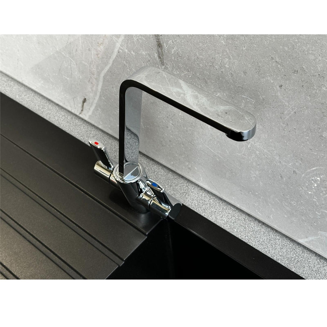 Reginox AMUR Chrome Single Lever Swan Neck Kitchen Mixer Tap