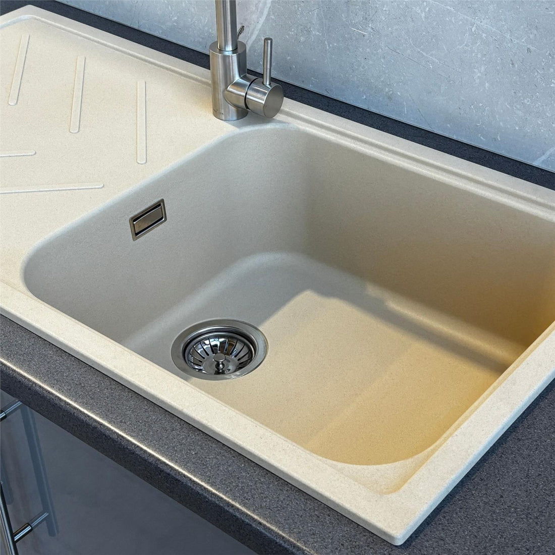 Reginox Calvi 10ST 1.0 Bowl Cream Granite Reversible Kitchen Sink With Waste