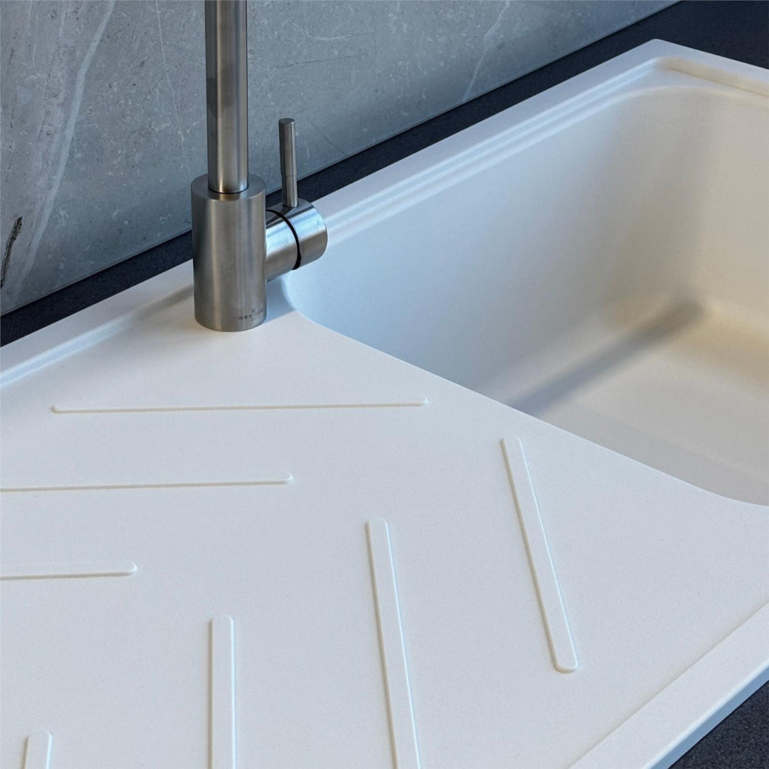Reginox Calvi 10WH 1.0 Bowl White Granite Reversible Kitchen Sink With Waste