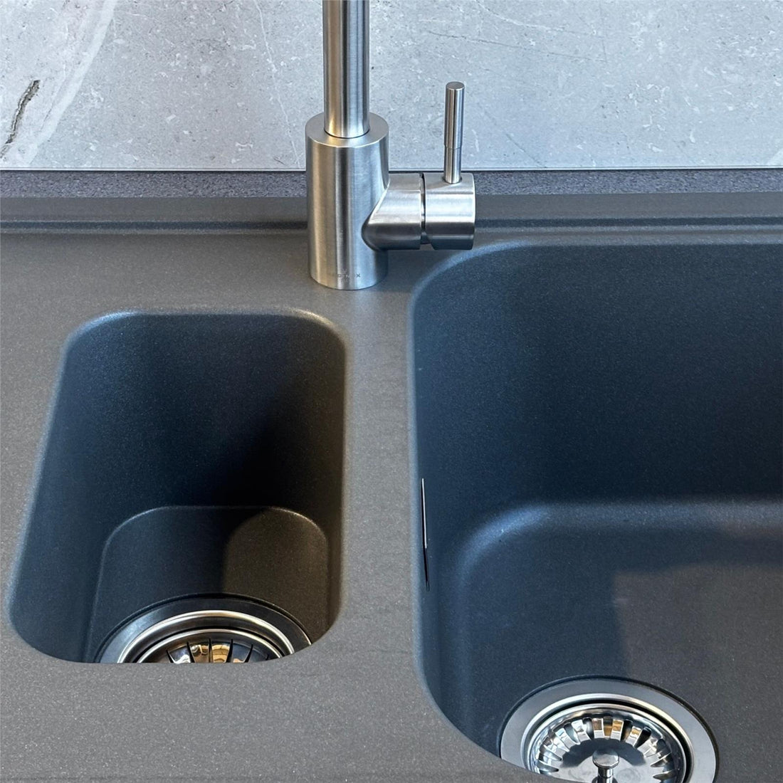 Reginox Calvi 15GR 1.5 Bowl Graphite Grey Granite Kitchen Sink With Wastes