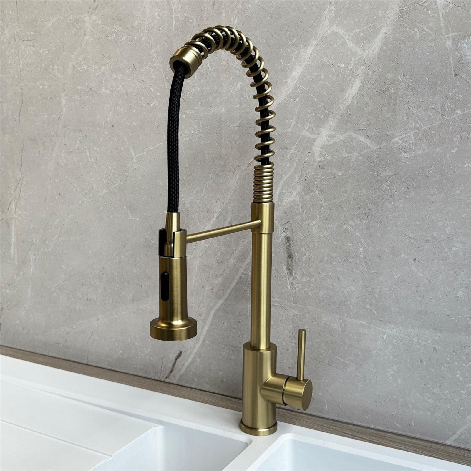 Liquida CT595BR Brushed Brass Kitchen Tap with Pull-Out Spray - GRADED