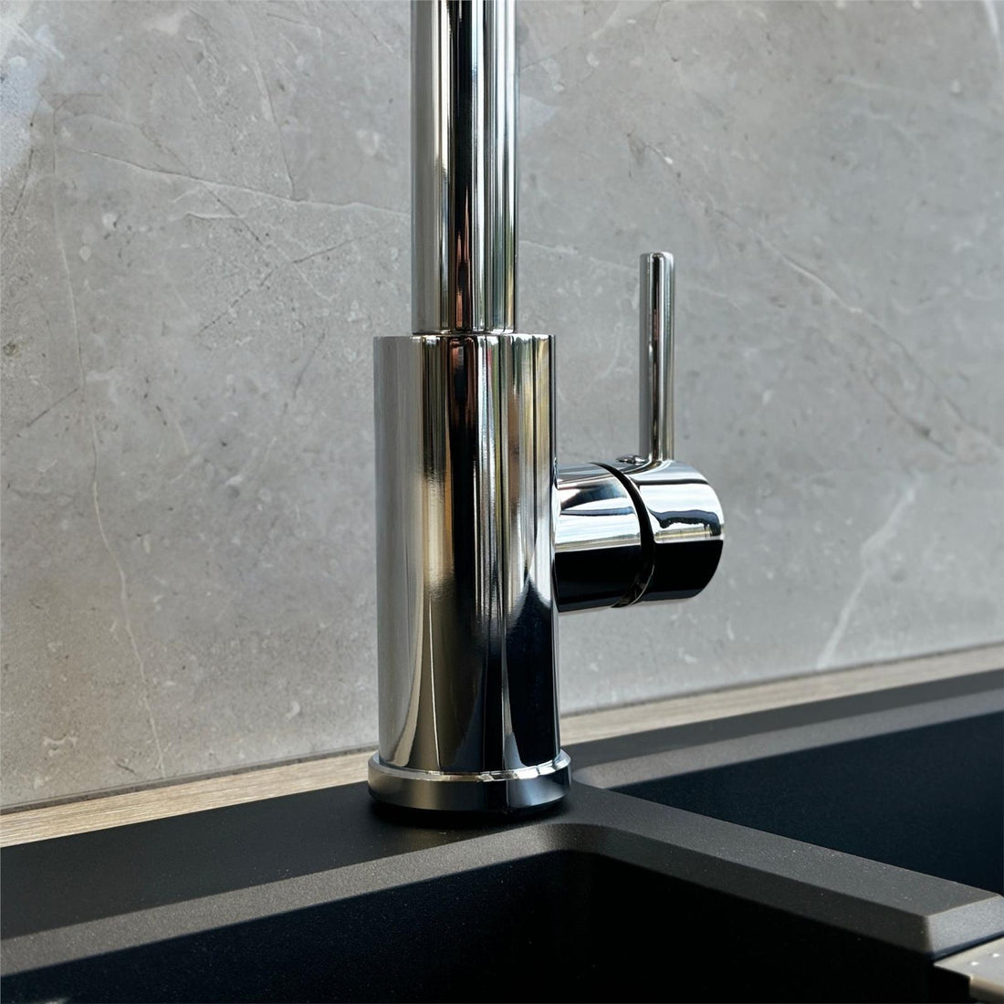 Liquida EPO11CH Chrome Swan Neck Pull Out Mono Kitchen Mixer Tap - GRADED