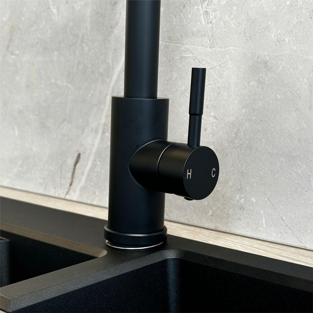 Liquida CMP5BL 1 Bowl Black Kitchen Sink With EPO11MB Black Pull Out Tap