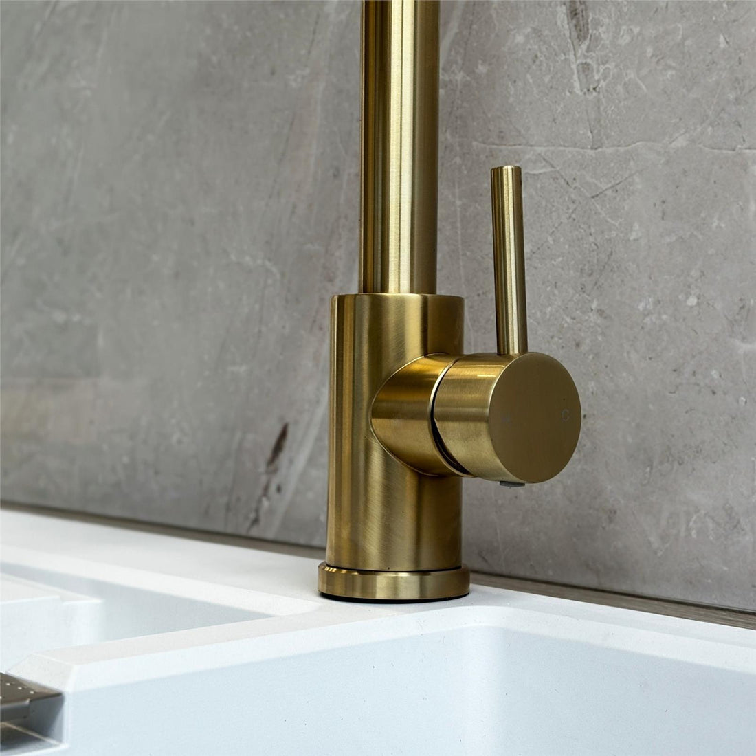 Liquida GD387BR Single Lever Multi Use Pull Out Brushed Brass Kitchen Mixer Tap