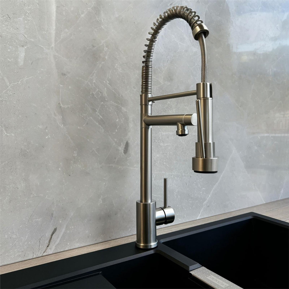 Liquida GR265BS Brushed Steel Kitchen Tap With Swivel Spout & Directional Spray