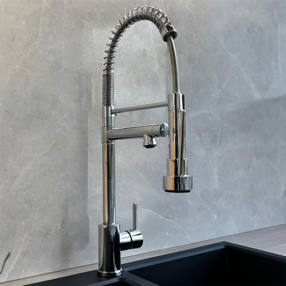 Liquida GR266CH Chrome Kitchen Mixer Tap With Swivel Spout & Directional Spray
