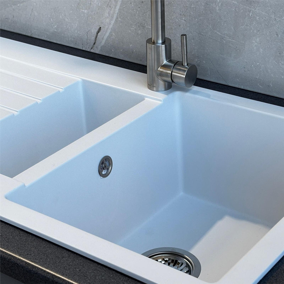 Liquida GRN150WH 1.5 Bowl White Granite Reversible Kitchen Sink With Wastes
