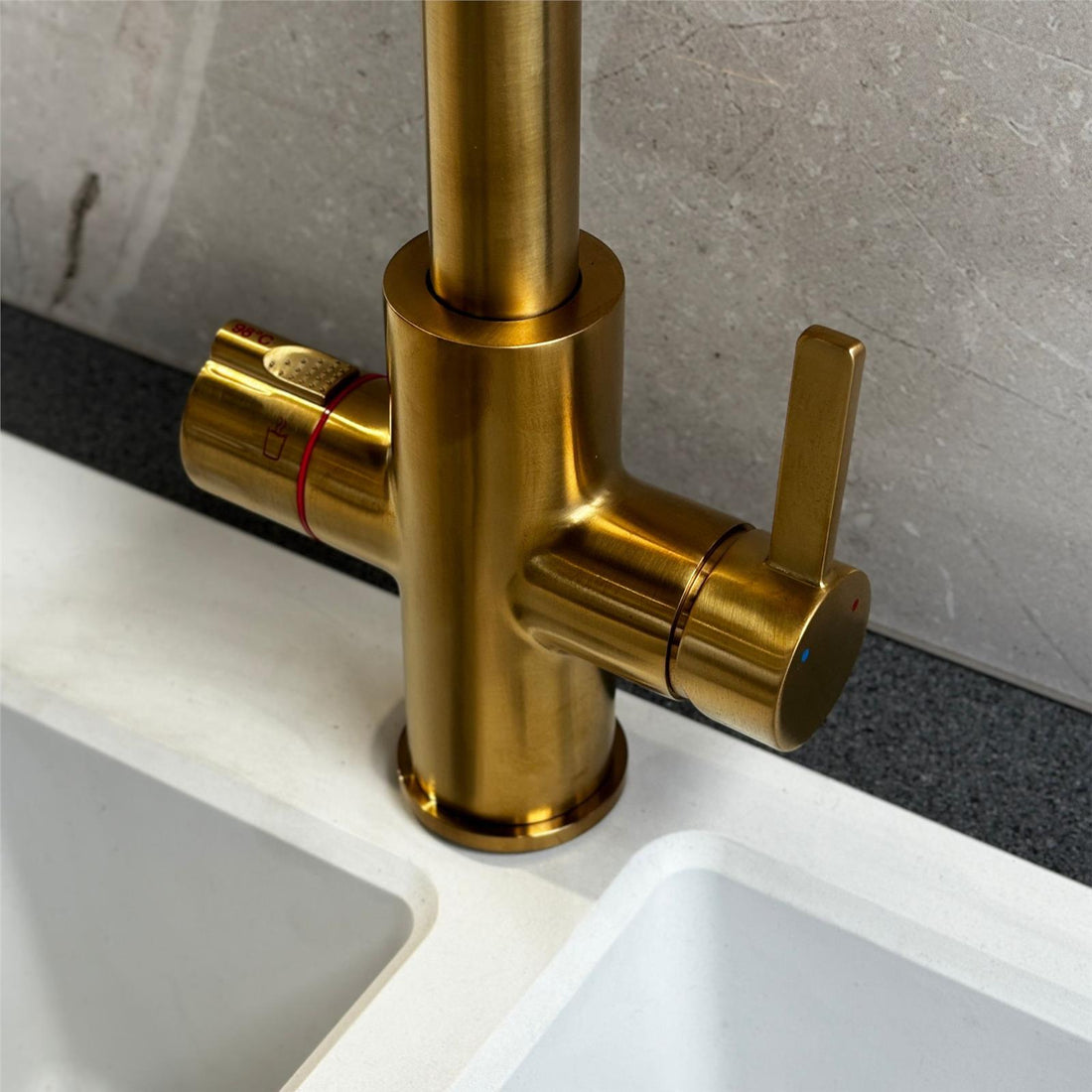 Liquida HT45BG 4 In 1 Gold Pull Out Spray Instant Boiling Water Kitchen Tap