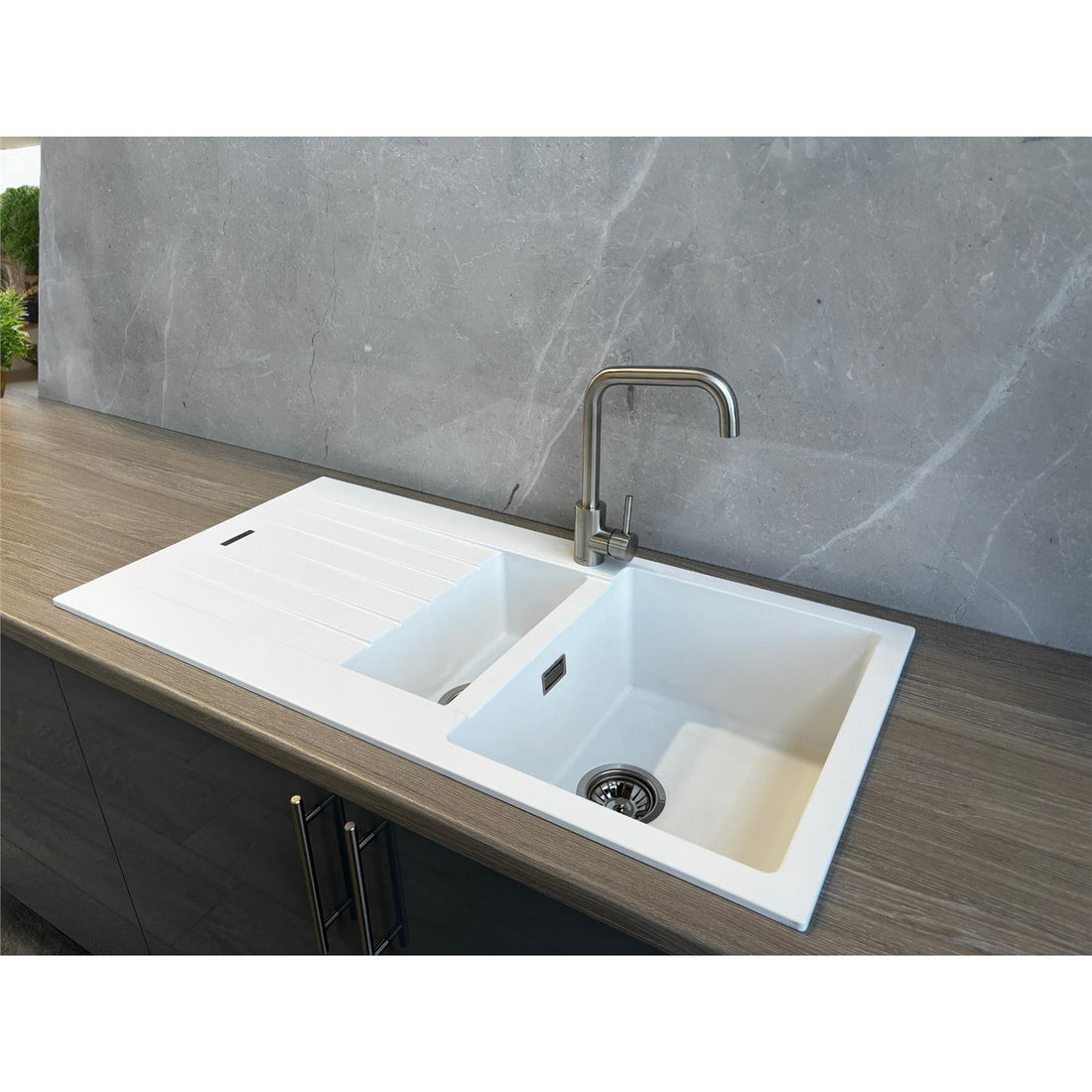 Liquida LG150WH 1.5 Bowl Reversible White Granite Kitchen Sink 1000x500mm