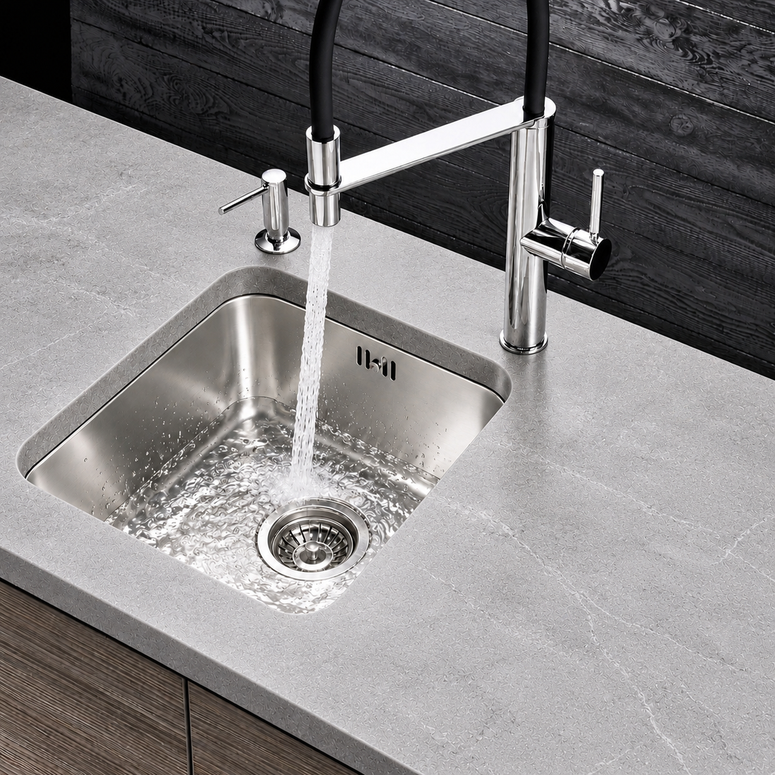 Liquida REL3340 1 Bowl 18/10 Stainless Steel Undermount Kitchen Sink 355x424mm