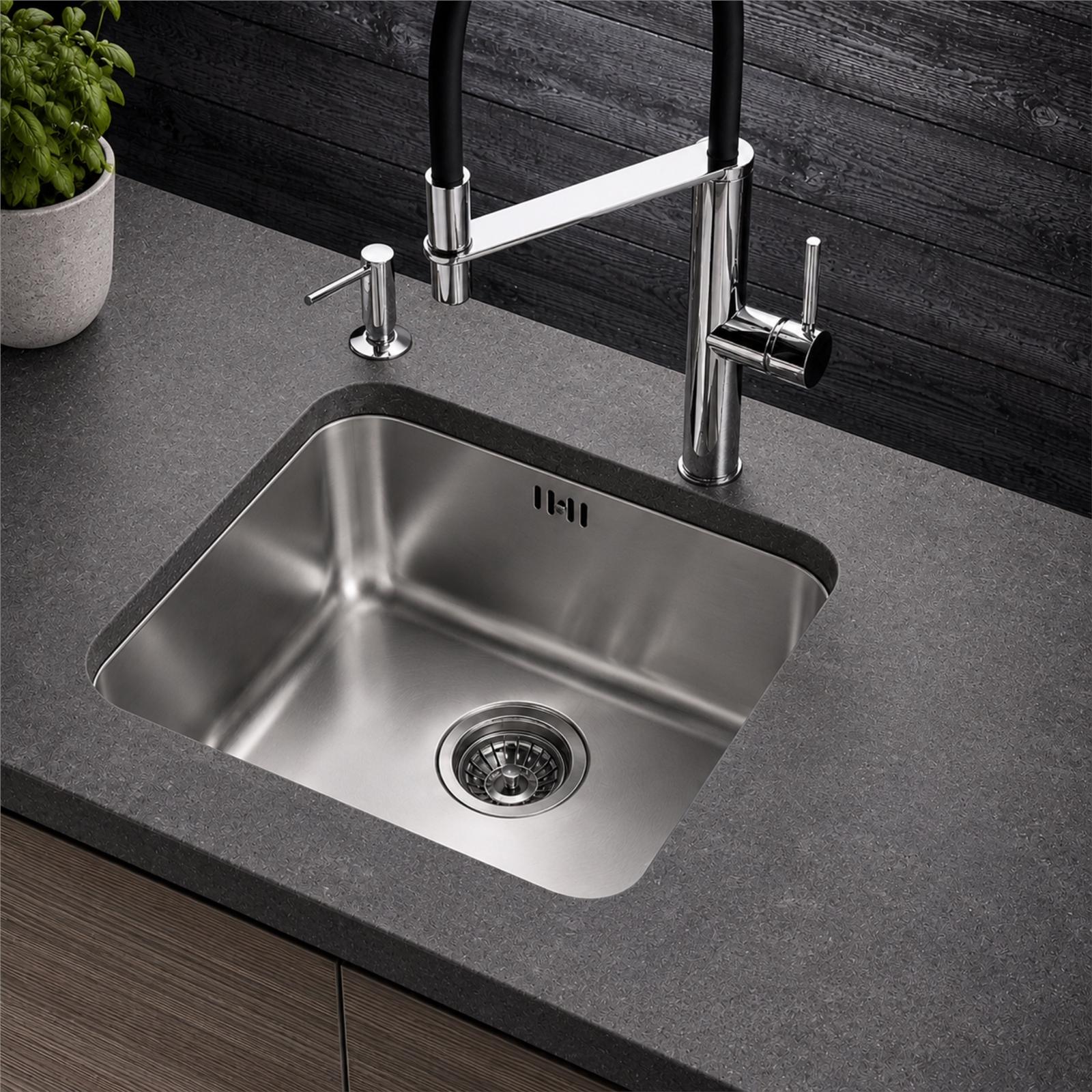 Pyramis Relia 40x40 1.0 Bowl 18/10 Stainless Steel Undermount Kitchen Sink