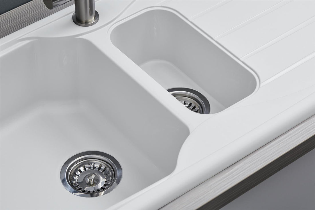 Liquida CMP15WH 1.5 Bowl Reversible White Kitchen Sink And Waste Kit - GRADED