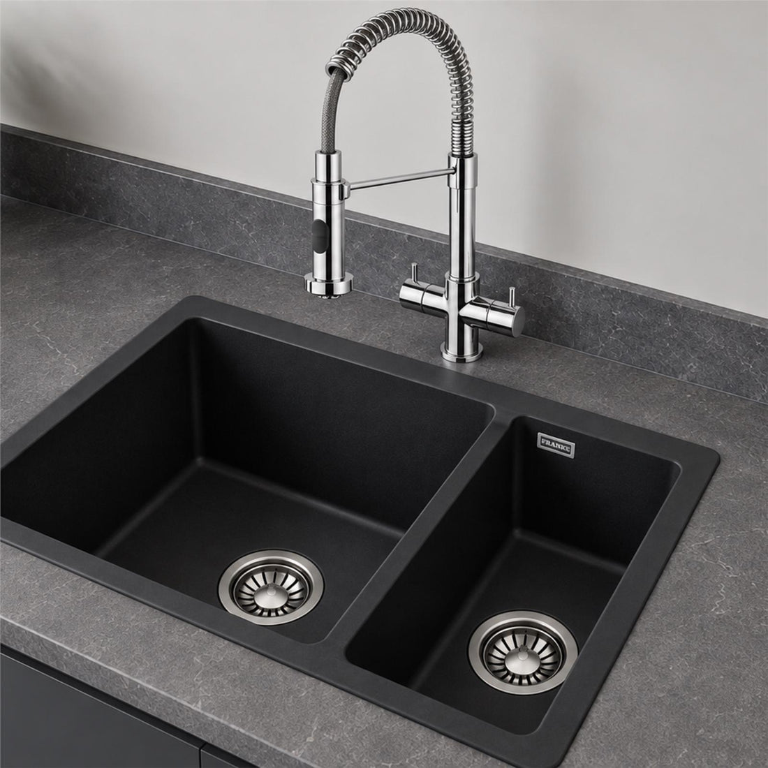 Franke Varzo Pull Out Mono Mixer Quarter Turn Twin Lever Chrome Kitchen Tap