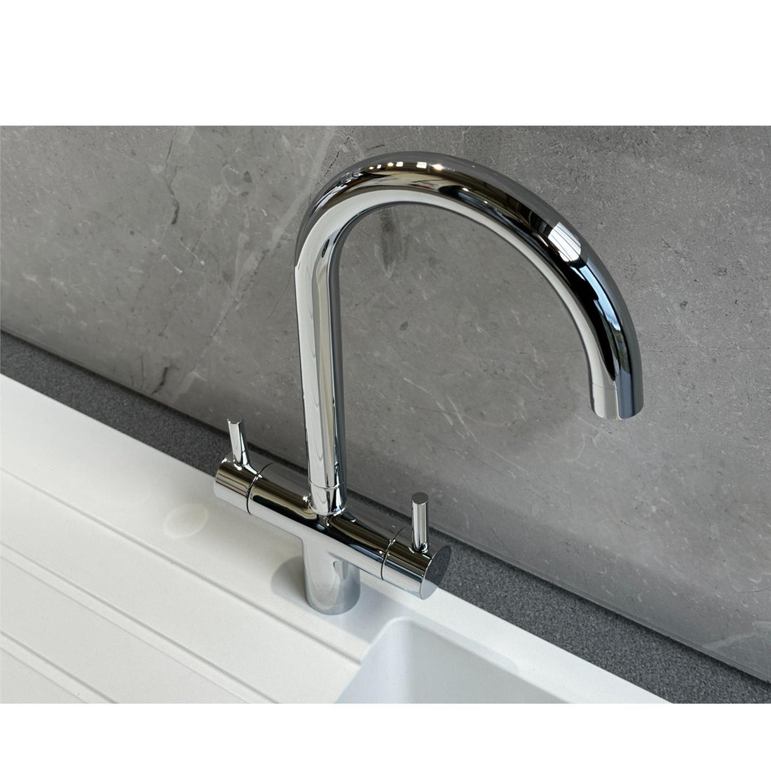 Liquida CMP10WH 1.0 Bowl White Kitchen Sink With W03CH Chrome Mixer Tap